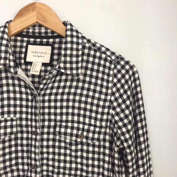 Forever 21 Black & White Check Button Down Flannel - Picture 2 of 6